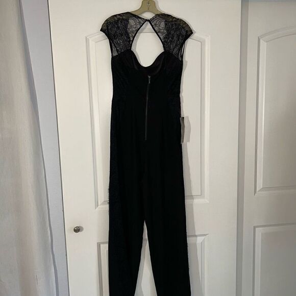 Bebe NWT Black Lace Short Sleeve Evening Jumpsuit - Picture 6 of 9